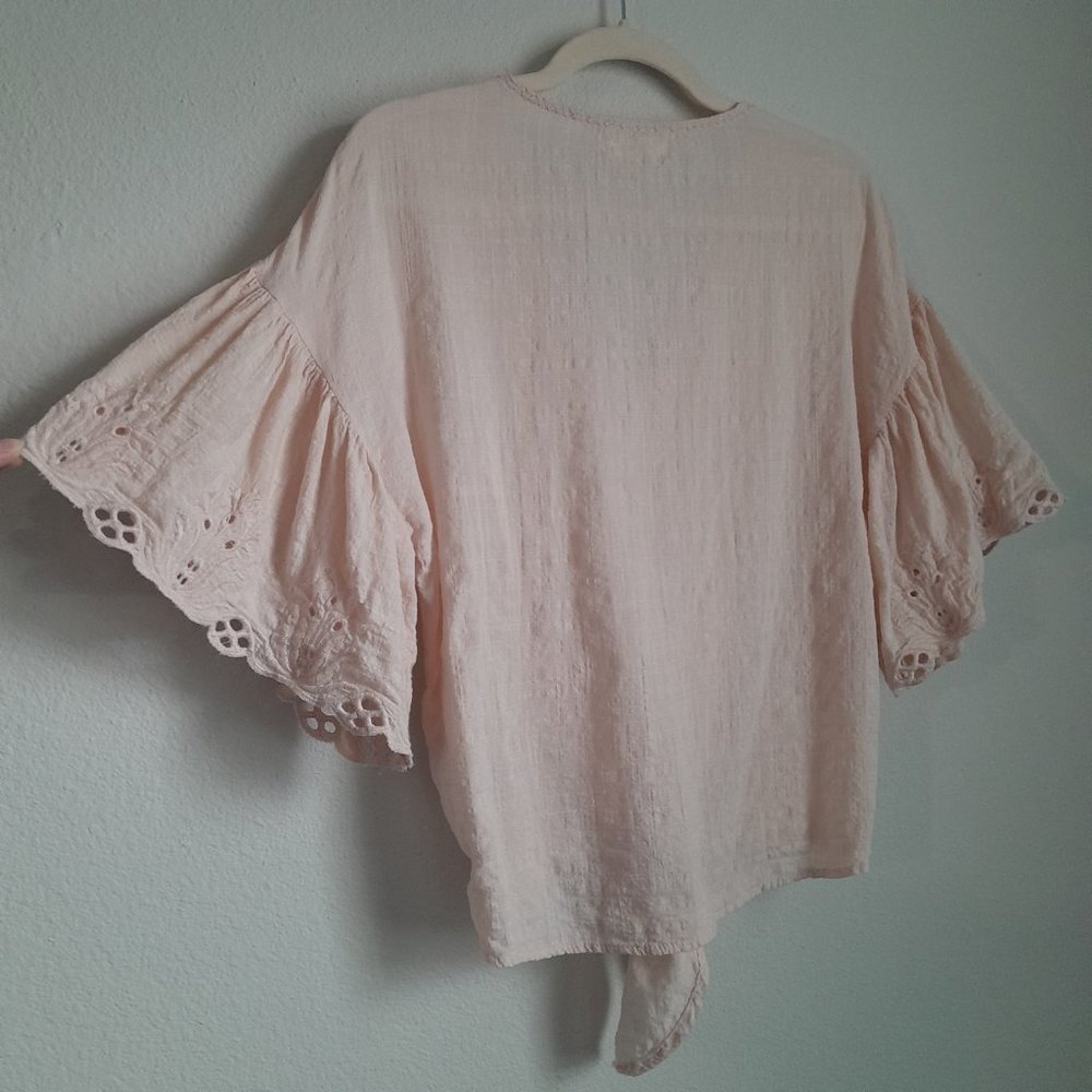 Max Studio Romantic Ethereal V-Neck Gauzy Tie Front Eyelet Top Blush Pink Size S - Picture 12 of 12